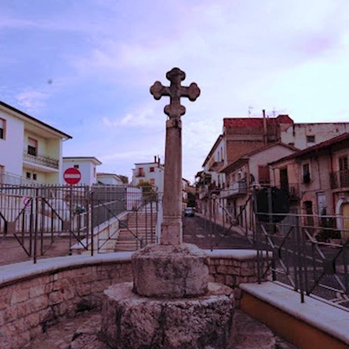 Antica Croce           in Pietra